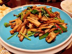 -八大碗·地道东北菜(佳兆业店)