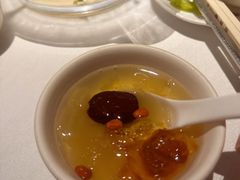 桃胶八宝银耳羹-玫瑰厅上海菜(兴国路店)