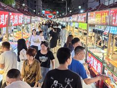 -正宁路小吃夜市