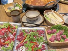 -野山舂·贵州现舂酸汤牛肉(东山店)