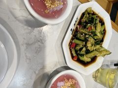 -鲁员外地锅鸡地锅鱼(古墩路店)