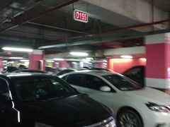 -世纪东方广场-停车场