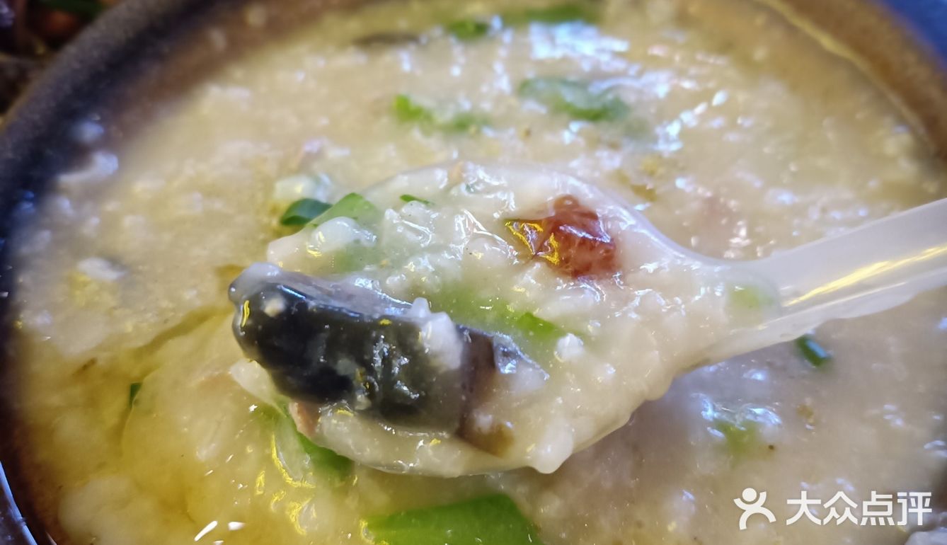 今晚的晚餐宵夜二合一了