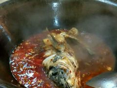 -三江鱼东北特色铁锅炖(骆驼店)