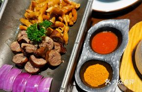 Smoked Lamb Sausage