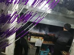 -劳动公园新疆人烤腰子