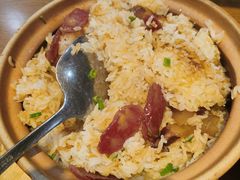 腊肉煲仔饭-周锦记广式餐厅