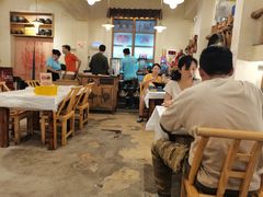 -霄汉牛三鲜湖北砂锅菜(万松园2店)