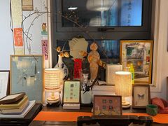 -邊城書店