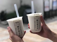 招牌大王鲜榨椰奶-眞宗·椰汁是大王(小娄巷店)