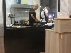 -白翔甜食店