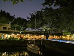 -喜洲吧·江畔老船厂·庭院餐厅(喜临院店)