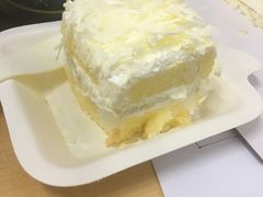 雪顶榴心-幸福西饼生日蛋糕·下午茶(闵行店)