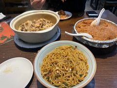 -民间瓦缸煨汤館(嵩山路店)