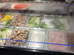 -牛里牛气· 榴莲海鲜鲜牛肉自助火锅·烤肉(横岗店)