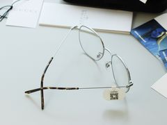 -目艮眼镜SHOWROOM(品牌集合店)