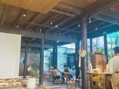 大堂-Metal hands·铁手咖啡