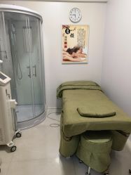 -荟草堂痘肌修护中心