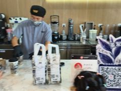 -霸王茶姬(五一路店)