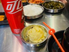 -哈哈碳都·牛肋条无限自助烤肉(台江万达店)