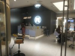 -PE SALON