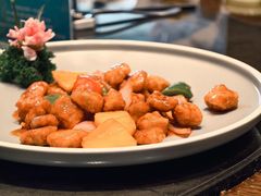酸甜菠萝咕噜肉-佘山世茂艾美·御珍轩中餐厅