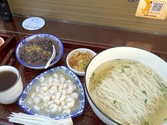 -百年老字号·观振兴蟹黄面·三虾面·苏式面(观前街富仁坊巷店)