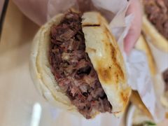 -闫家驴肉老店(华电一校店)