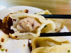 -胡记锅贴·沪上游子老鸭粉丝汤(太原路店)
