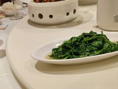 -渝信川菜 · 川味家常菜(财富购物中心店)