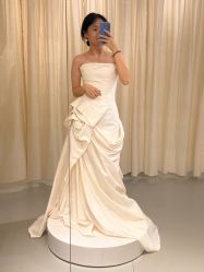 点击看大图 -GODDESS WHITE婚纱礼服(鹏城动力大厦店)