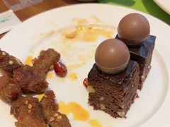 -岷山饭店-芝芝自助餐厅