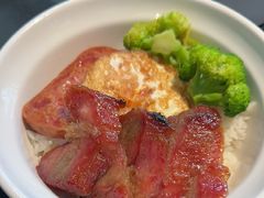 蜜汁吊烧叉烧-新旺茶餐厅•早餐(迪士尼小镇店)