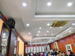 大堂-老边饺子馆(中街店)