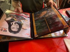 -BHC炸鸡(明洞总店)