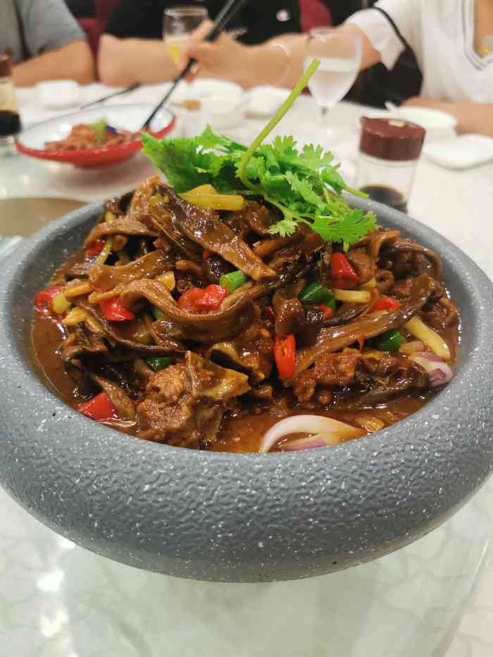 康特大酒楼(西二环北路店)-"去吃过好多次了,觉得吃海鲜,家常菜等是个