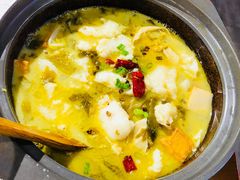 -周鱼小馆石锅酸菜鱼(活力汇店)