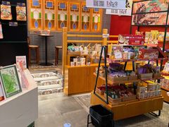 零售区-茶理宜世(岭南站NOVA店)