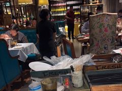 -领鲜活海鲜榴莲自助火锅(东门店)