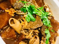 潮味牛杂煲-卖花卖汤(荣祥广场店)