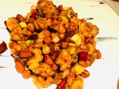 宫爆花仁鸡丁-蔴将·川菜(黄龙万科店)