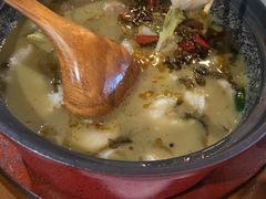 -周鱼小馆石锅酸菜鱼(活力汇店)