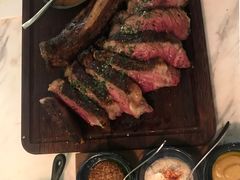 -La Mer Restaurant & Lounge