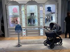 -Dior迪奥(恒隆广场童装店)