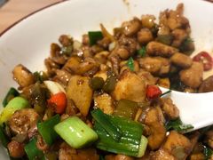 酱椒炒鸡-胡子大厨·超级小炒肉(晶耀前滩店)