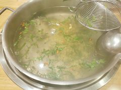 高钙牛骨清汤-嬷孙家潮汕牛肉火锅(北京路天河城店)