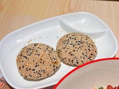-小杨生煎(浦江欢乐颂店)