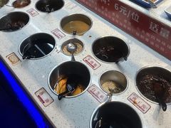 -小龙坎火锅(湖滨银泰in77店)