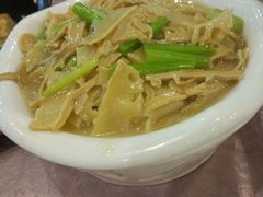 -围龙屋客家食府(福田店)