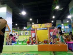 -利奥梦幻主题乐园(爱琴海购物公园店)